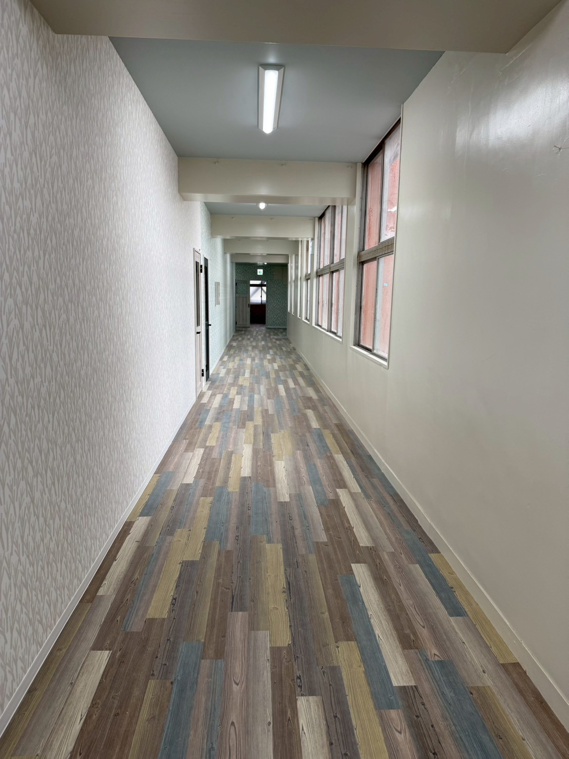 三重県,アポア,学校,廊下