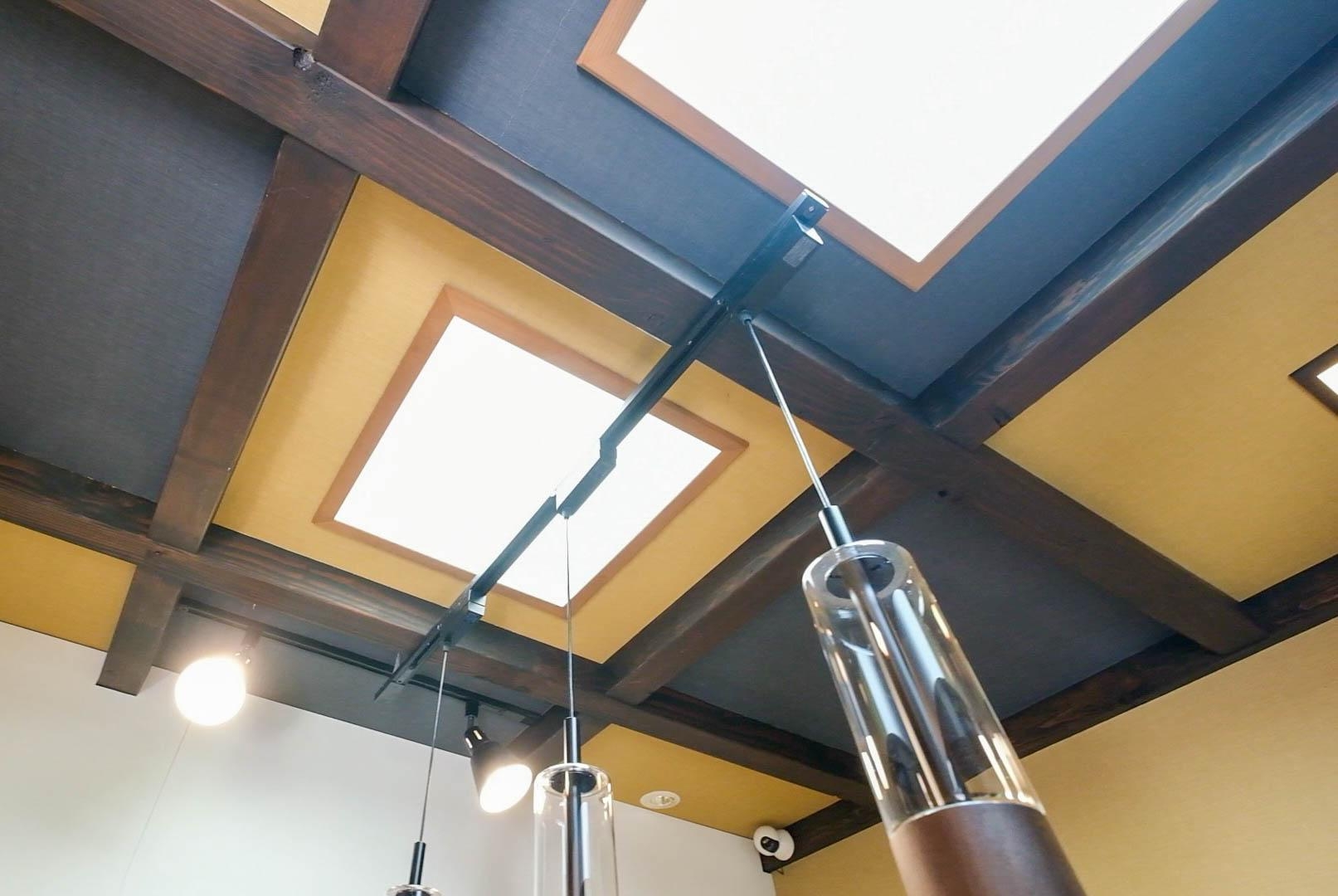 三重県,アポア,店舗,天井