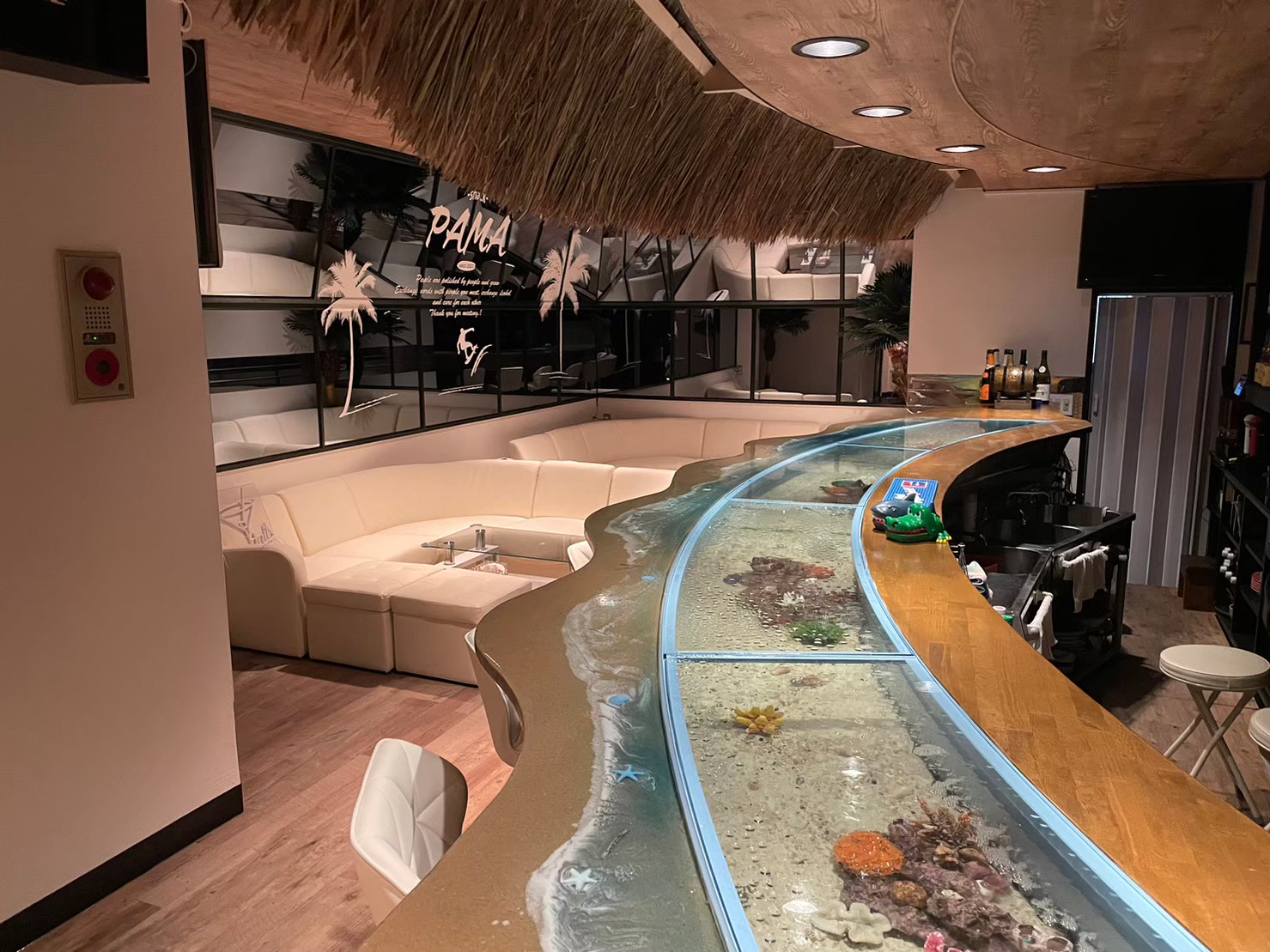 三重県,アポア,店舗,店内