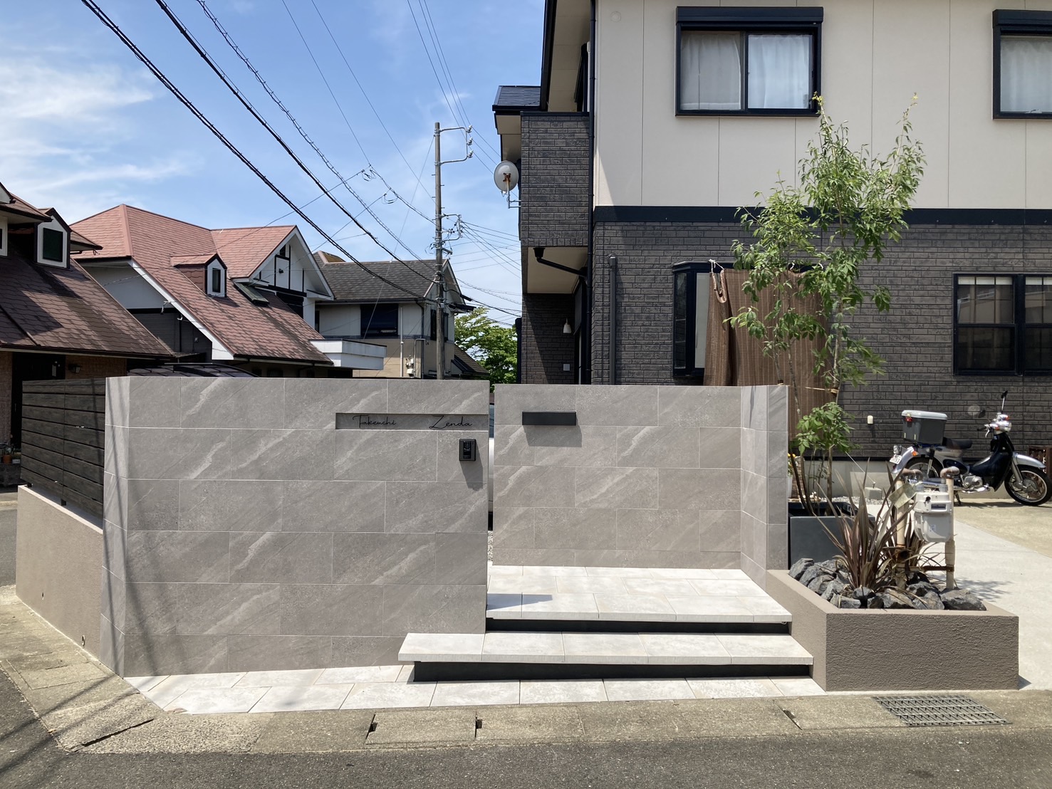 三重県,アポア,外構,玄関3