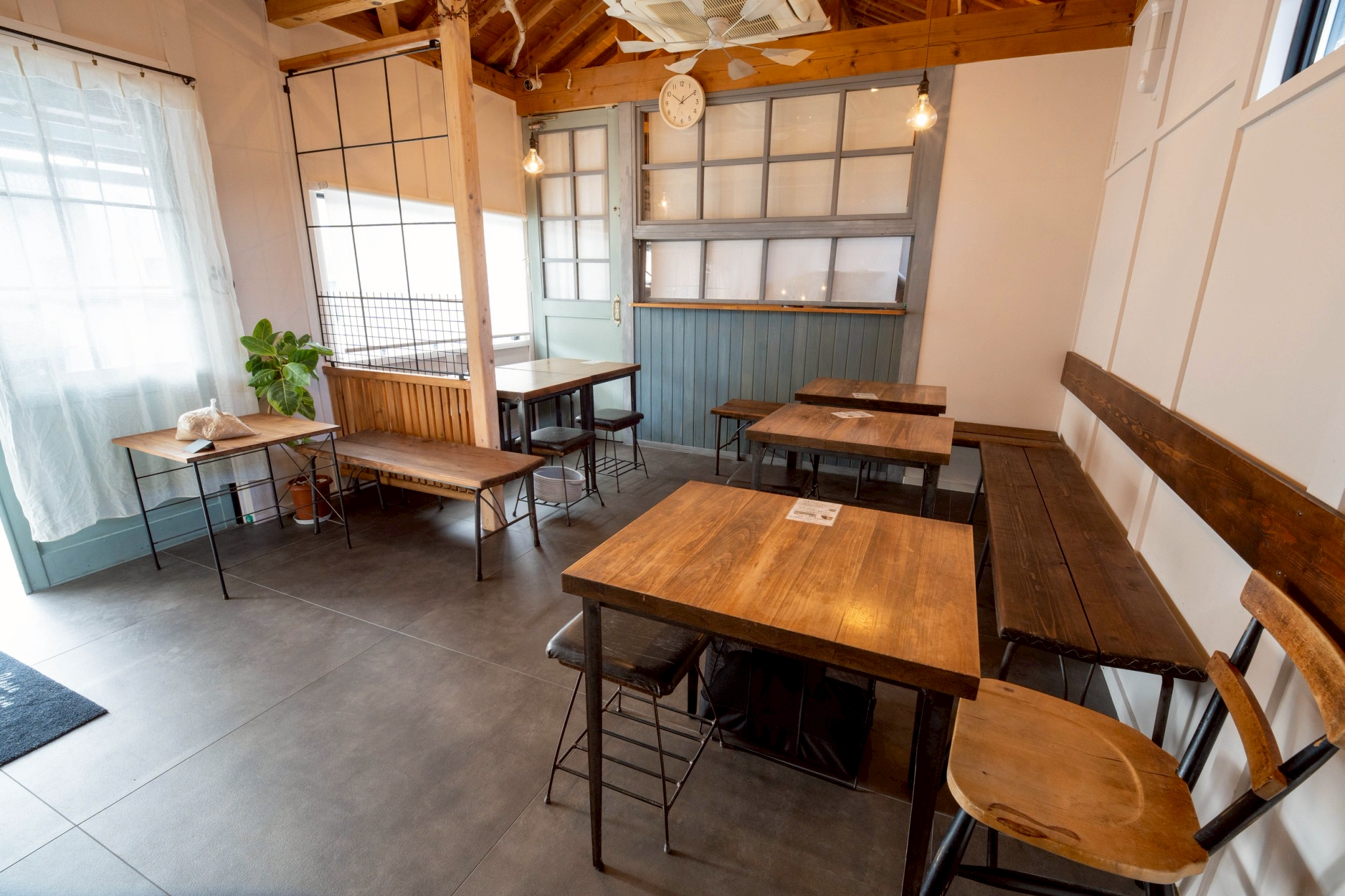 三重県,アポア,店舗,店内３